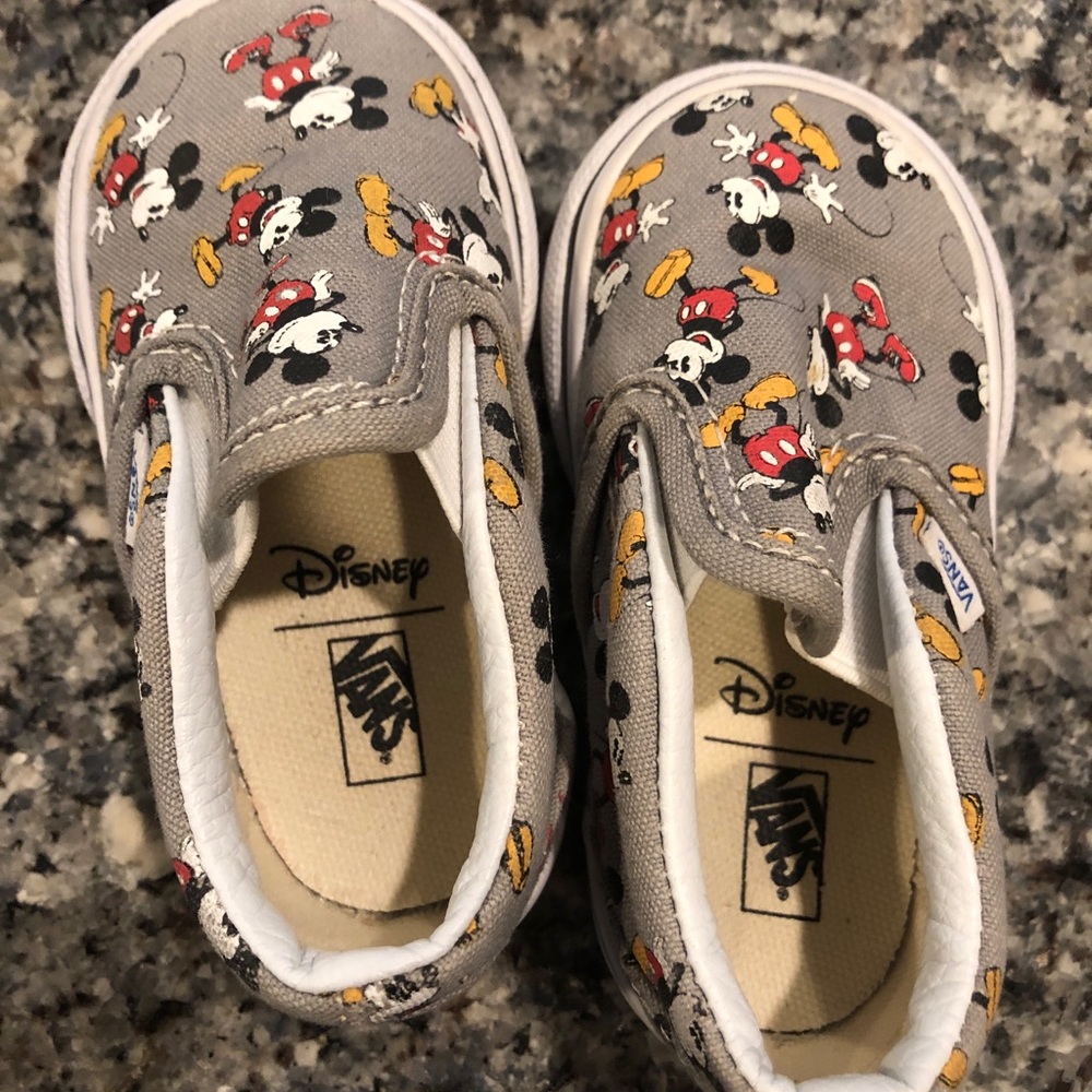 Mickey Mouse vans